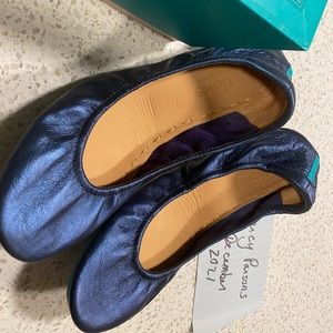 Tieks size 7 Midnight Blue ballet flats